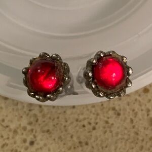 Vintage Elegant Red Stud Earrings